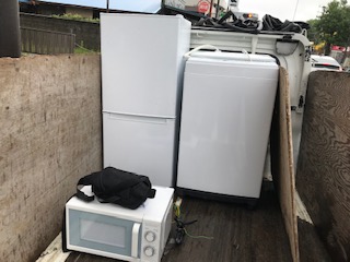 横浜市金沢区六浦東　冷蔵庫、洗濯機、電子レンジの回収