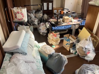 横浜市南区老人ホーム遺品整理 横浜市南区老人ホーム遺品整理