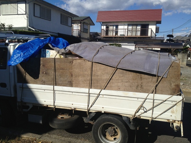 庭ごみ屋敷 庭ごみ屋敷